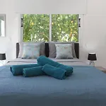 Villa Yolo With Private Pool, Coral-bay *