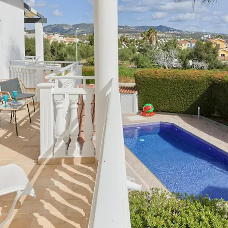 Yolo With Private Pool, Coral-bay Villa