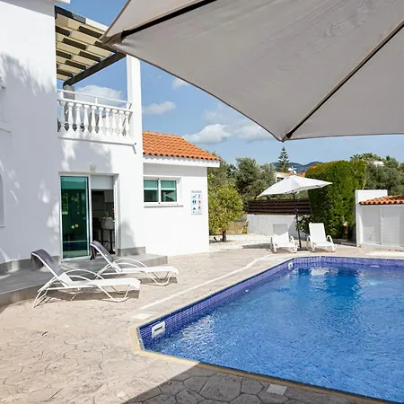 Yolo With Private Pool, Coral-bay *